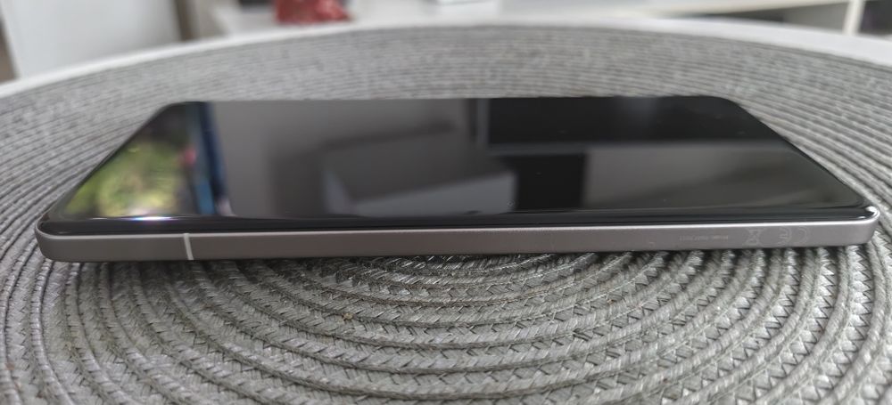 RealRealme GT 7 Pro 12GB RAM, 512GB, 6500 mAh