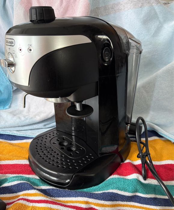 Espressor DeLonghi manula