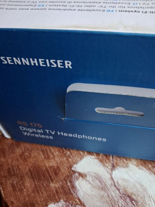 Слушалки SennheiserRS175