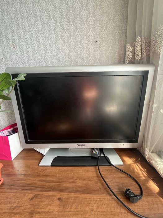 Телевизор Panasonic, б/у.