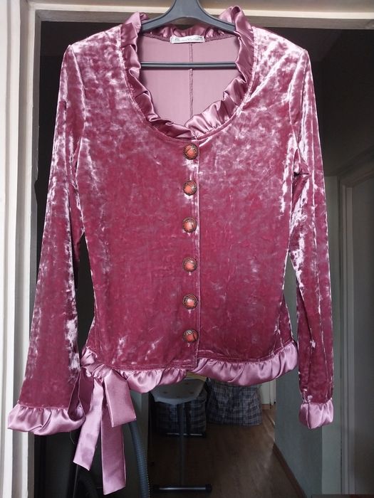 Женская кофточка(блуза)