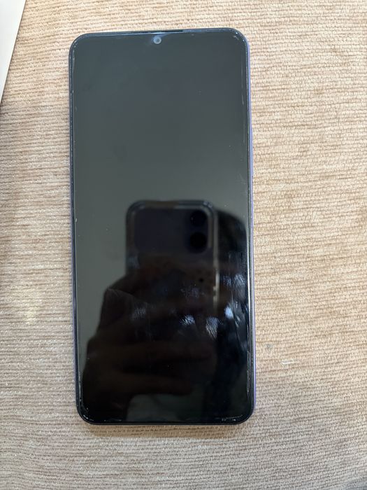 Продается телефон Vivo Y17s