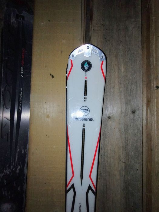 Vand skiuri Stockli si Rossignol