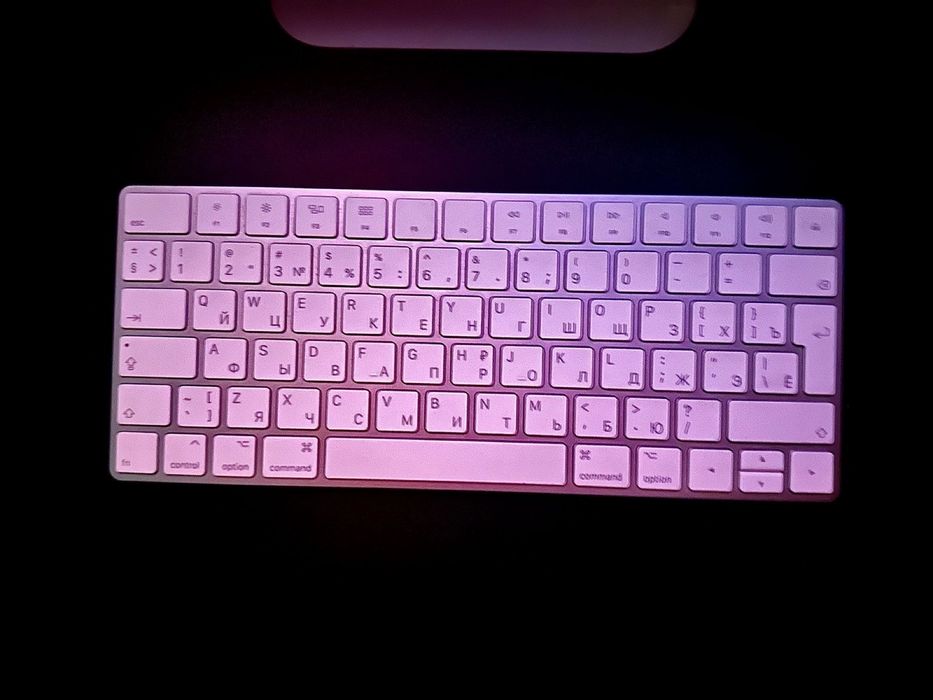 Компьютер iMac 21.5 дюйм моноблок