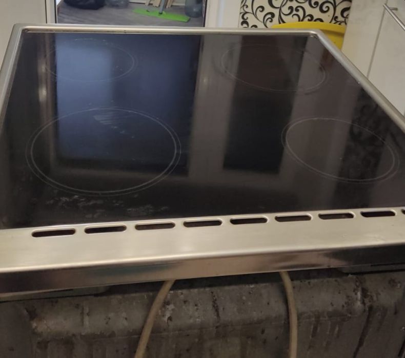 Продам электроплиту ардо