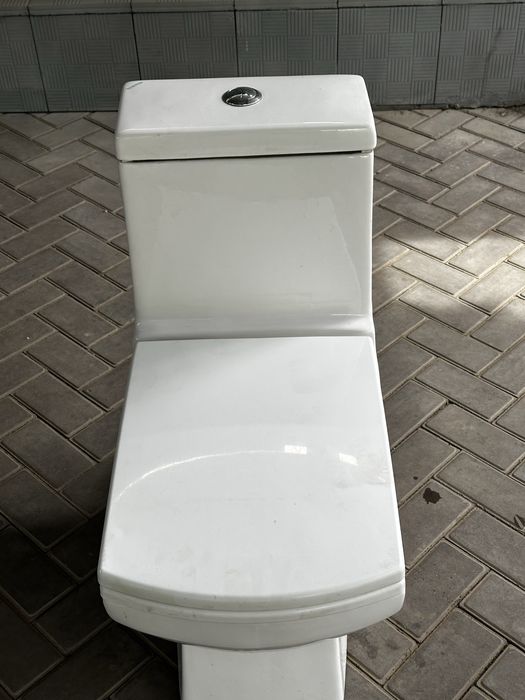 Б/у 3 разные унитазы