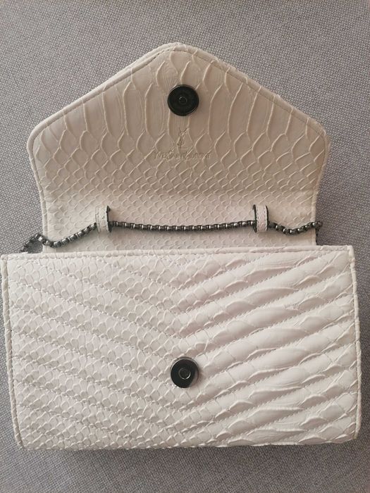 Дамска бяла чанта