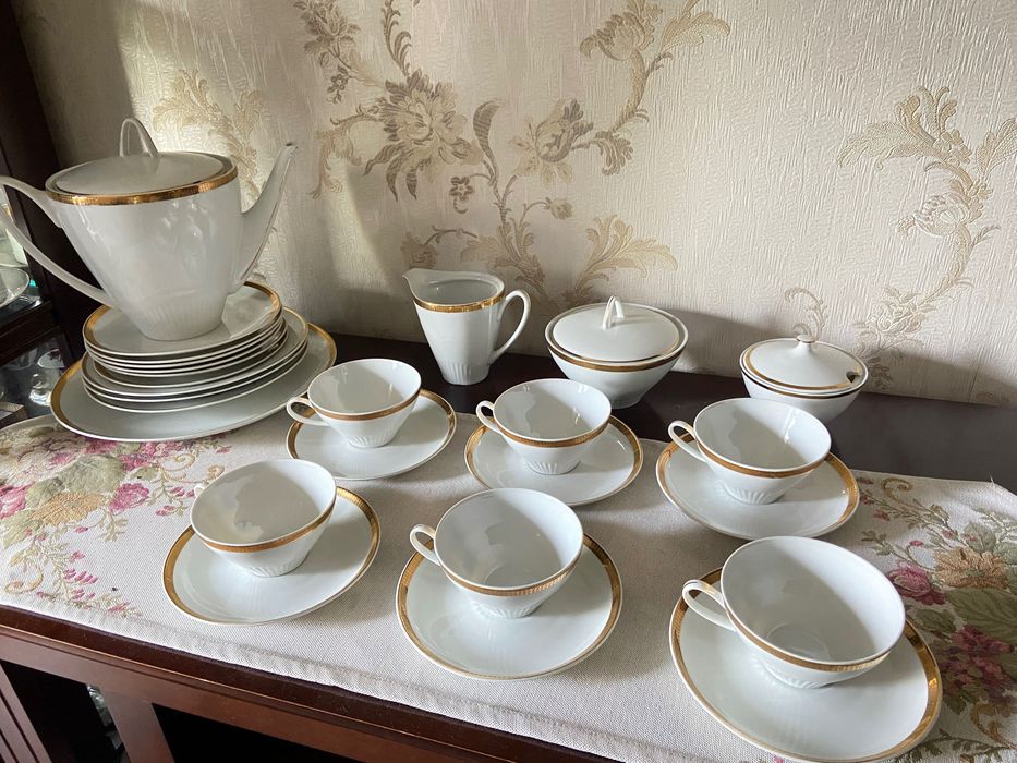 Фарфоровый кофейный набор