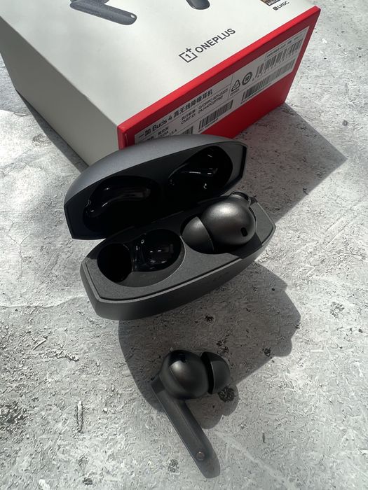 новые наушники oneplus buds 4 черные