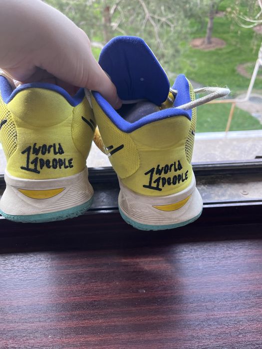 Кроссовки Nike не использован новые