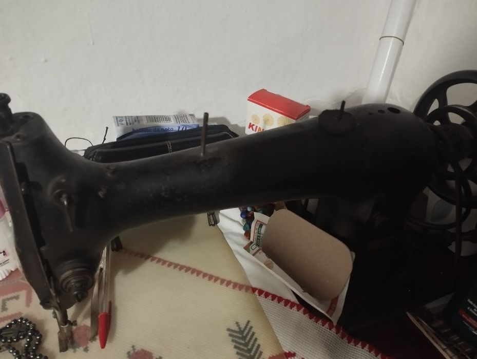 Mașină de cusut Singer