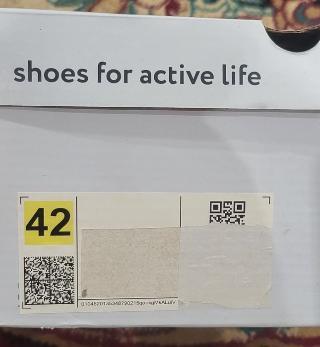 Кроссовки мужск. 42 р-р.