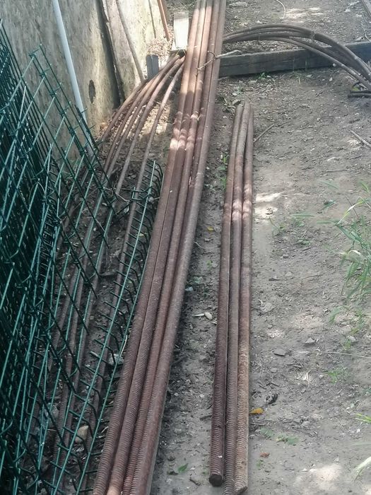 Vand 5 bare fier beton striat de 28mm lungime 12m + BONUS 3 buc. la 2.3m
