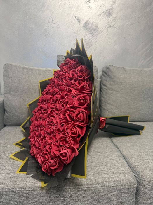 Промо! Букети 101 рози за подарък