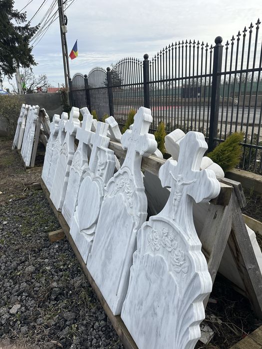 Depozit Marmură Cruci Marmura Cruci Granit Mozaic