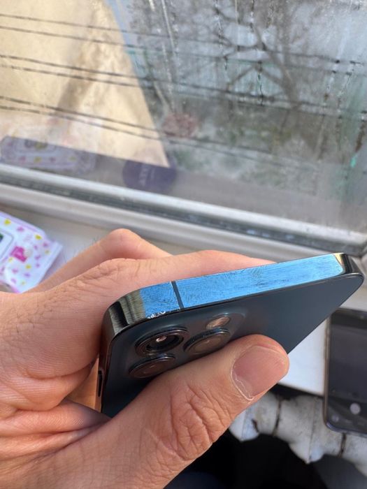 Продам iPhone 12 Pro