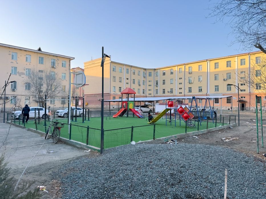 Сдам 3-комн. квартиру, центр, возле Центрбанка