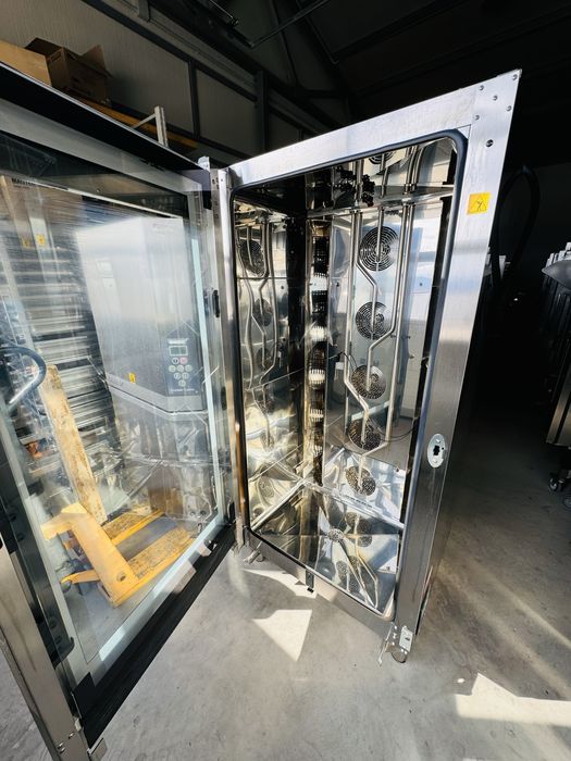 Конвектомат UNOX 20 тави! 2 колички! Чисто нов!