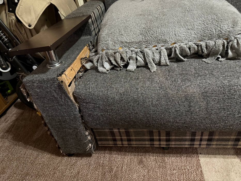 Расскладной диван-кровать