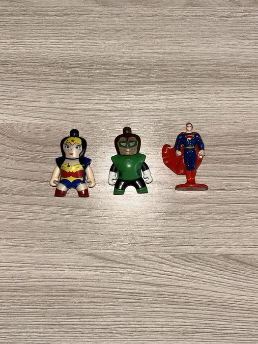 Киндер игрушки