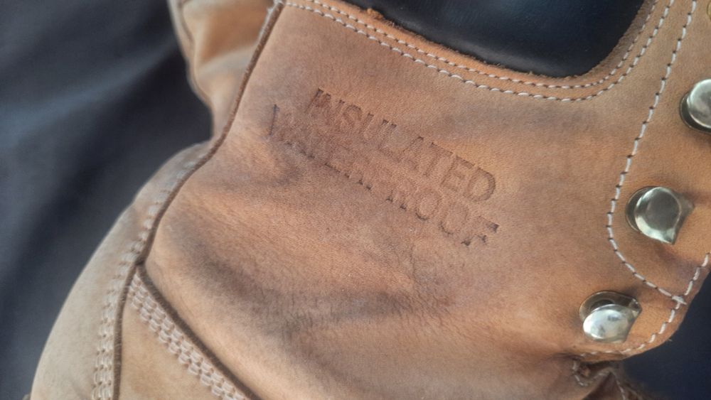 Ghete/bocanci piele impermeabile 44/45