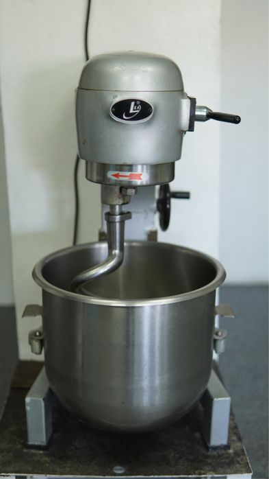 Планетарный миксер B30G