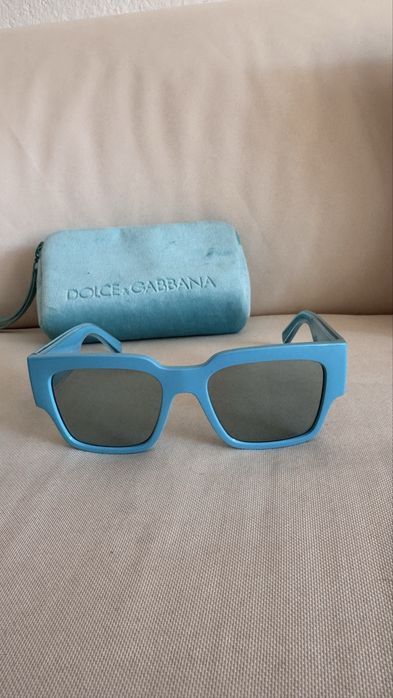 Слънчеви очила D &G и GUESS