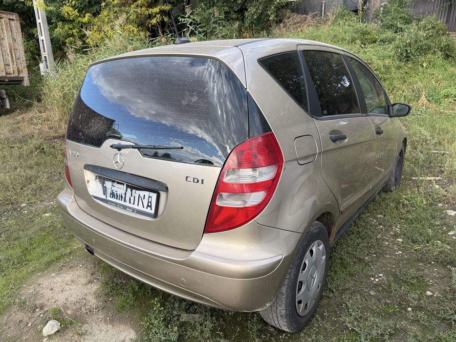 Mercedes A180CDI 109CP Manual