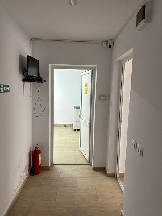 Inchiriez Spatiu comercial Saveni