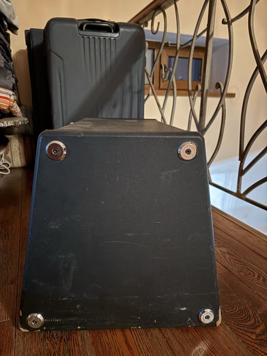 Сабвуфер б/у в хорошем состоянии