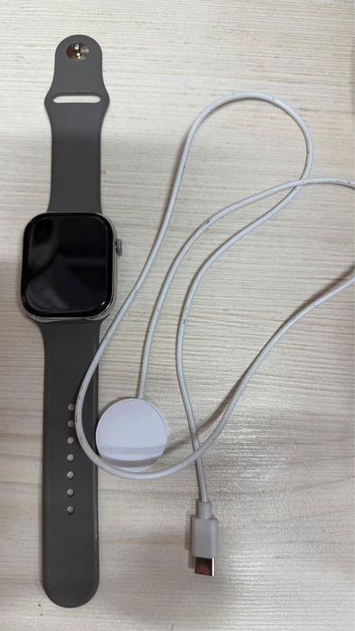 Apple watch смарт часы.