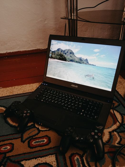 Ноутбук Asus Corei7