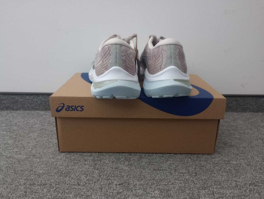 Asics Обувки за бягане GT-2000 11 38 EU