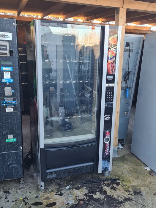 Продажба на вендинг автомати  внос от италия