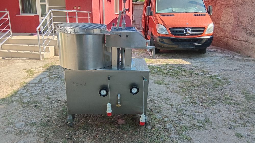 Продава се месомелачка