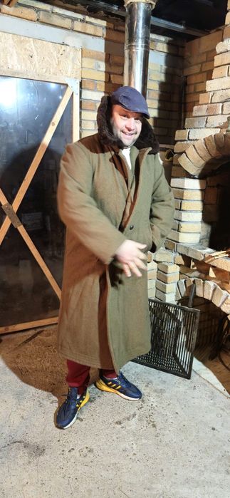 Șuba manta militara lunga  cu blana de oaie noua