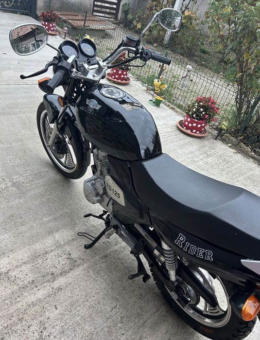 Vând motocicleta RD125 (HY125-2) 125cc in stare impecabila!!