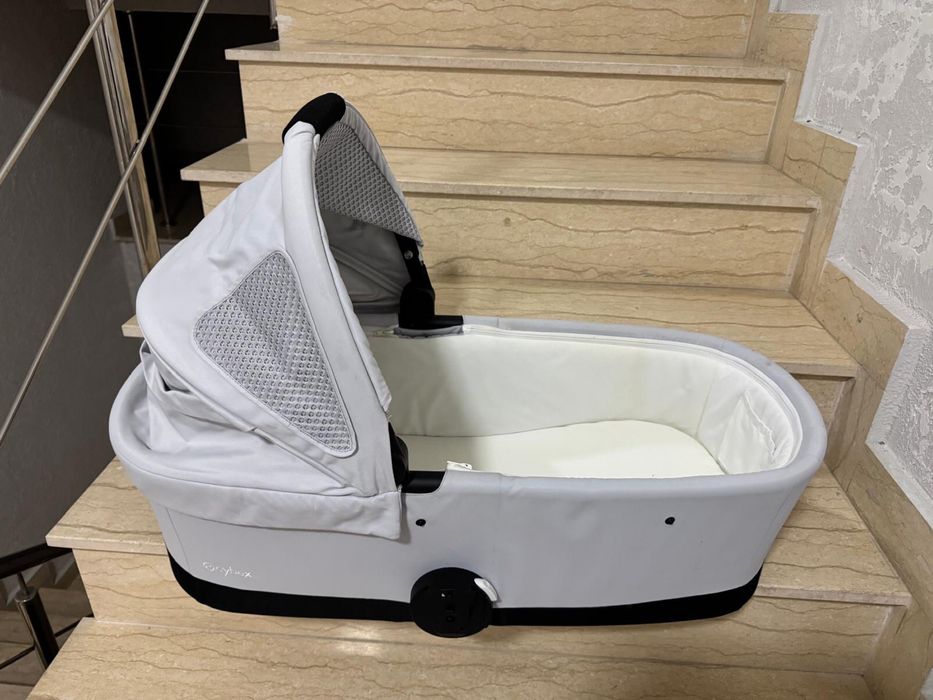 Landou Cybex Fog Grey