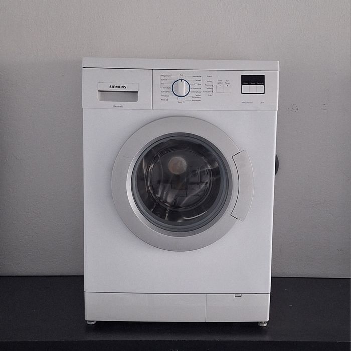 Siemens  ~ 7 kg. Mașină de spălat rufe automată  / import Germania.