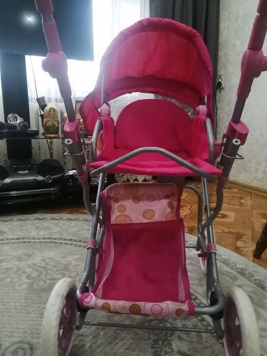 Коляска игрушечная