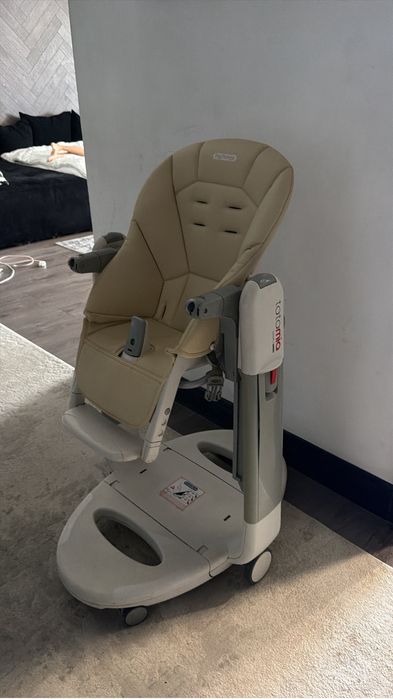 Продам детский стульчик Tatamia
