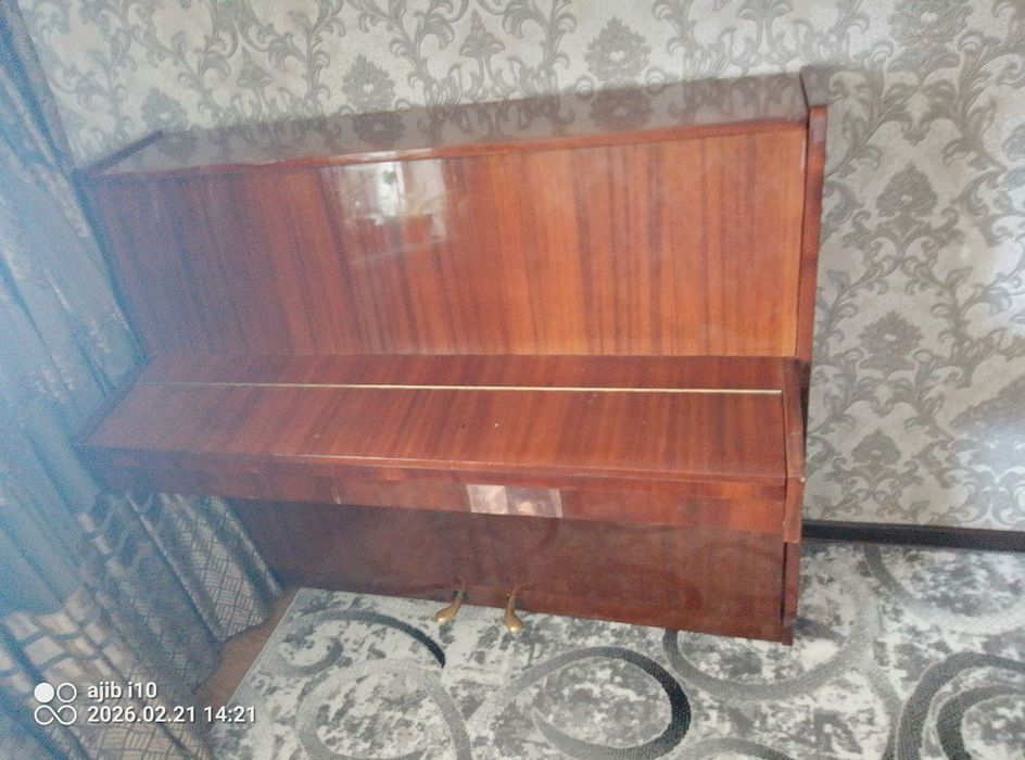 Срочно продаётся пианино