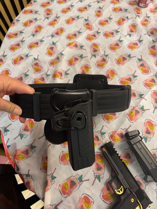 Продавам аерсофт пистолет TOKYO MARUI HI-CAPA 5.1GOLD