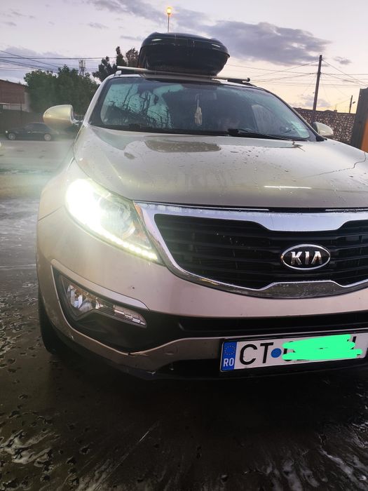 KIA Sportage 2011 — imagine 2