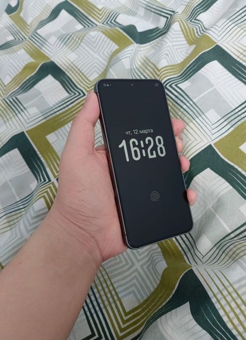 Samsung galaxy s23 128/8