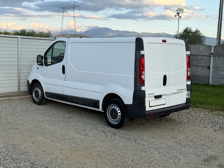 Opel Vivaro  - 2.0 CDTI - 115 CP - 6+1 Trepte - Euro 5 - A/C - Pilot