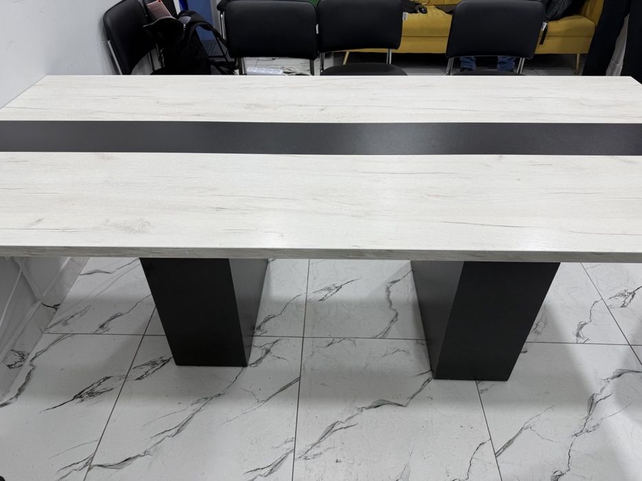 Продается офисый стол