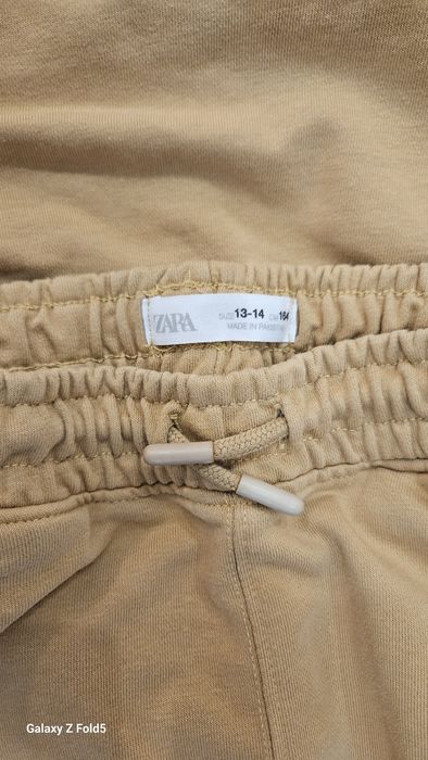 Спортен екип на Zara
