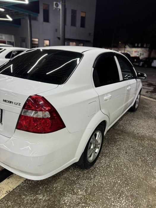 Nexia 3 Avtomat 2019-yil. 26000 km yurgan.