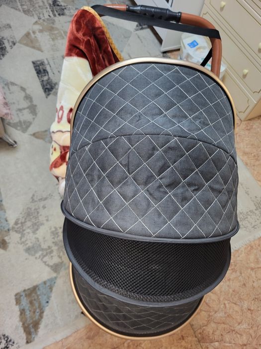 Продам коляску Teknum